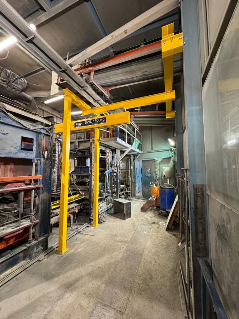 Telescopic Runway Beam installation in factory