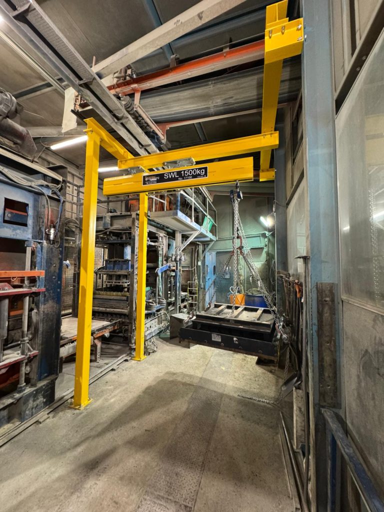 Telescopic Runway Beam installation