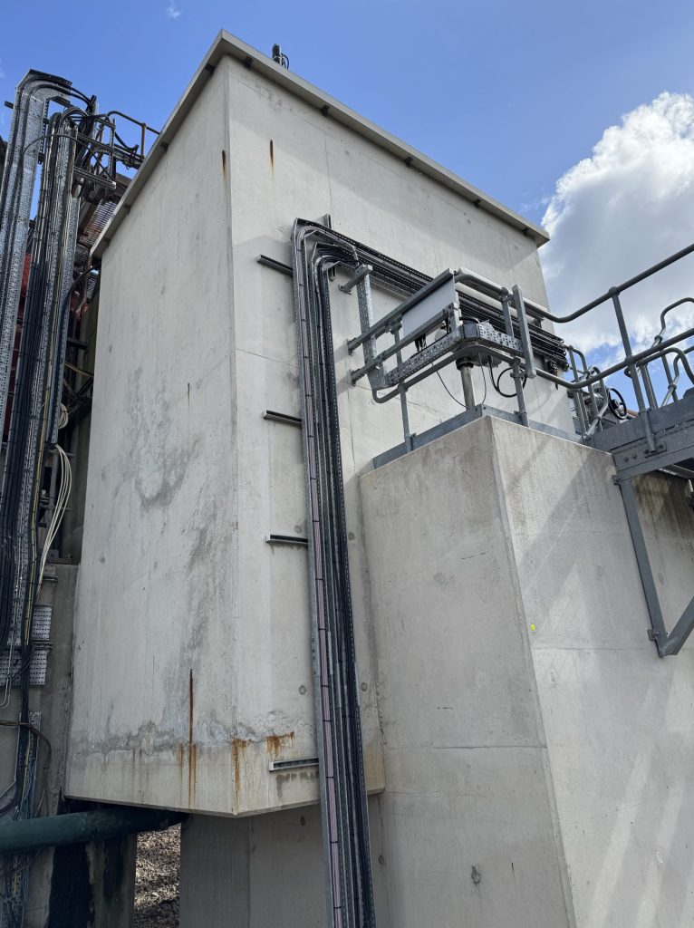 thames water hogsmill weir penstock