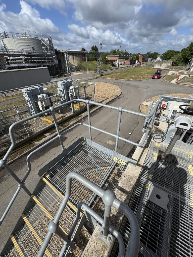 thames water hogsmill weir penstock